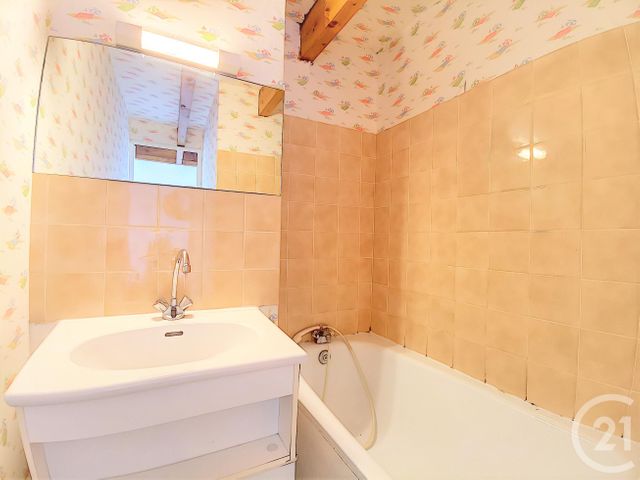 Appartement F2 à vendre - 2 pièces - 25.77 m2 - SARZEAU - 56 - BRETAGNE - Century 21 Sarz'Eau Immobilier Appartement F2 à vendre - 2 pièces - 25.77 m2 - SARZEAU - 56 - BRETAGNE - Century 21 Sarz'Eau Immobilier