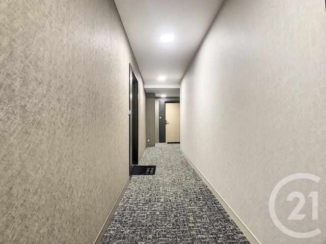 Appartement F4 à vendre - 4 pièces - 88.54 m2 - SARZEAU - 56 - BRETAGNE - Century 21 Sarz'Eau Immobilier Appartement F4 à vendre - 4 pièces - 88.54 m2 - SARZEAU - 56 - BRETAGNE - Century 21 Sarz'Eau Immobilier