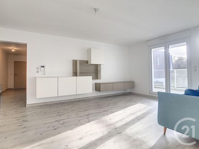 Appartement F4 à vendre - 4 pièces - 88.54 m2 - SARZEAU - 56 - BRETAGNE - Century 21 Sarz'Eau Immobilier Appartement F4 à vendre - 4 pièces - 88.54 m2 - SARZEAU - 56 - BRETAGNE - Century 21 Sarz'Eau Immobilier