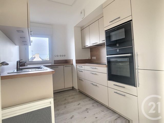 Appartement F4 à vendre - 4 pièces - 88.54 m2 - SARZEAU - 56 - BRETAGNE - Century 21 Sarz'Eau Immobilier Appartement F4 à vendre - 4 pièces - 88.54 m2 - SARZEAU - 56 - BRETAGNE - Century 21 Sarz'Eau Immobilier