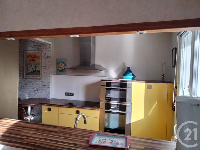 Appartement F2 à louer THEIX NOYALO