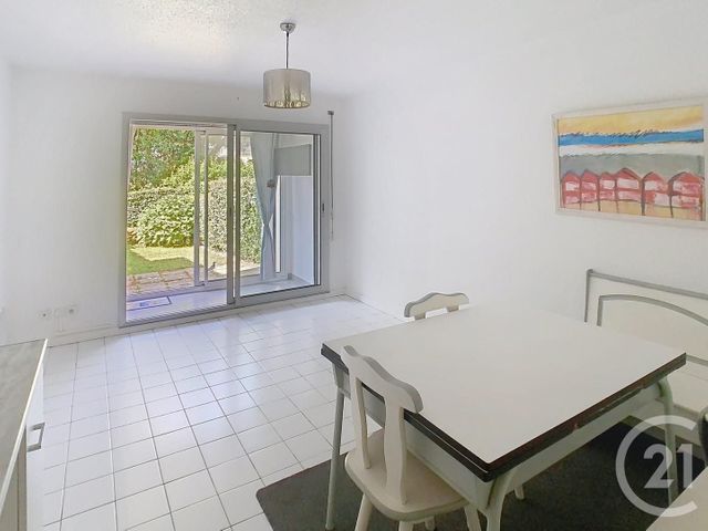 Afficher la photo en grand Appartement F2 à vendre - 2 pièces - 28.02 m2 - SARZEAU - 56 - BRETAGNE - Century 21 Sarz'Eau Immobilier