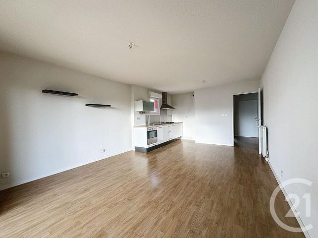 Appartement F3 à louer SENE