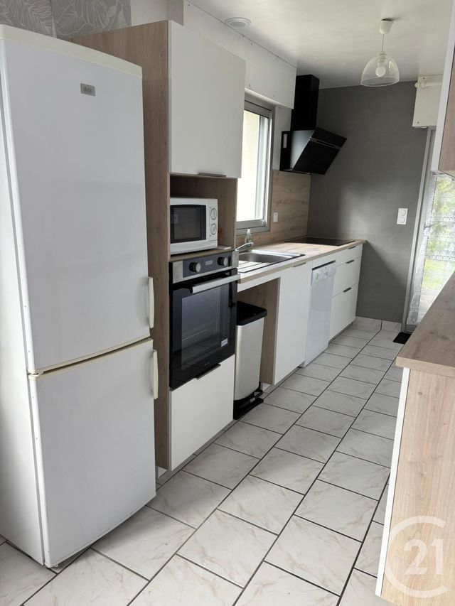 maison à louer - 5 pièces - 78.31 m2 - LE TOUR DU PARC - 56 - BRETAGNE - Century 21 Sarz'Eau Immobilier