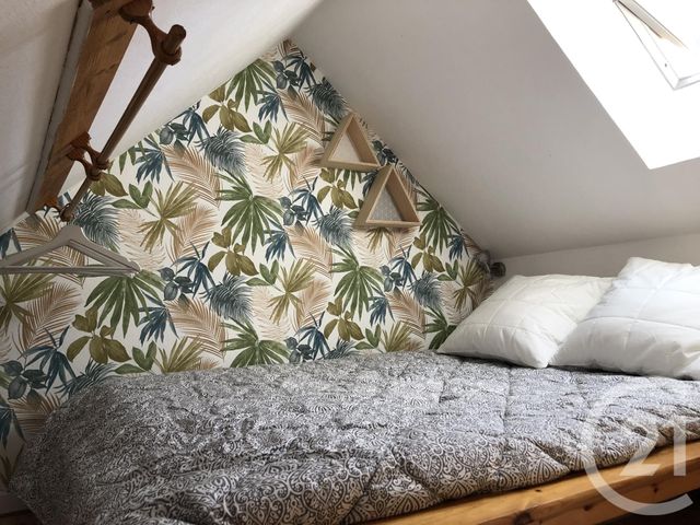 Appartement Duplex à louer - 2 pièces - 13.6 m2 - ARZON - 56 - BRETAGNE - Century 21 Sarz'Eau Immobilier