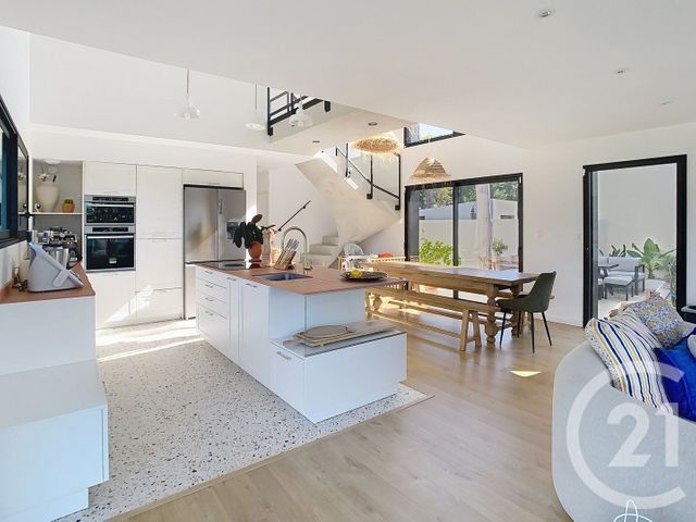 maison à vendre - 5 pièces - 138.87 m2 - LE TOUR DU PARC - 56 - BRETAGNE - Century 21 Sarz'Eau Immobilier