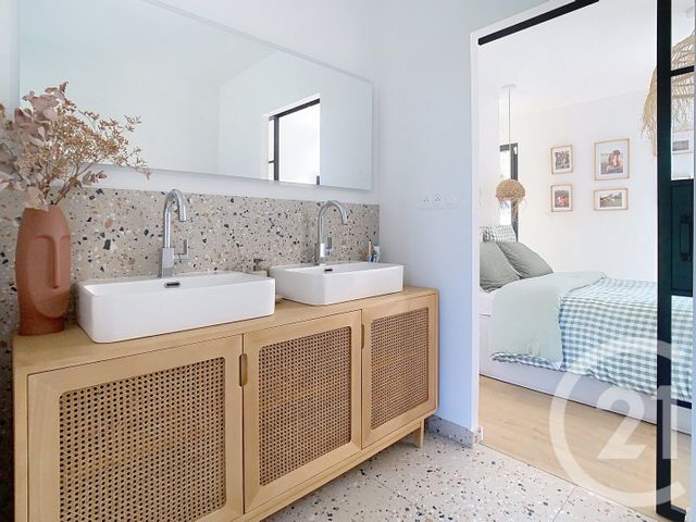 maison à vendre - 5 pièces - 138.87 m2 - LE TOUR DU PARC - 56 - BRETAGNE - Century 21 Sarz'Eau Immobilier