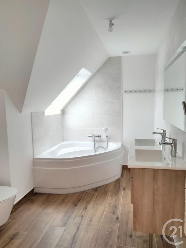 maison à louer - 5 pièces - 122.38 m2 - SARZEAU - 56 - BRETAGNE - Century 21 Sarz'Eau Immobilier