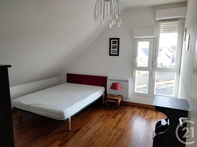 Appartement Duplex à louer - 4 pièces - 55.0 m2 - ARZON - 56 - BRETAGNE - Century 21 Sarz'Eau Immobilier