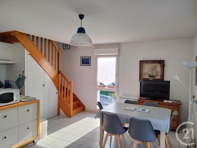 Appartement Duplex à louer ARZON