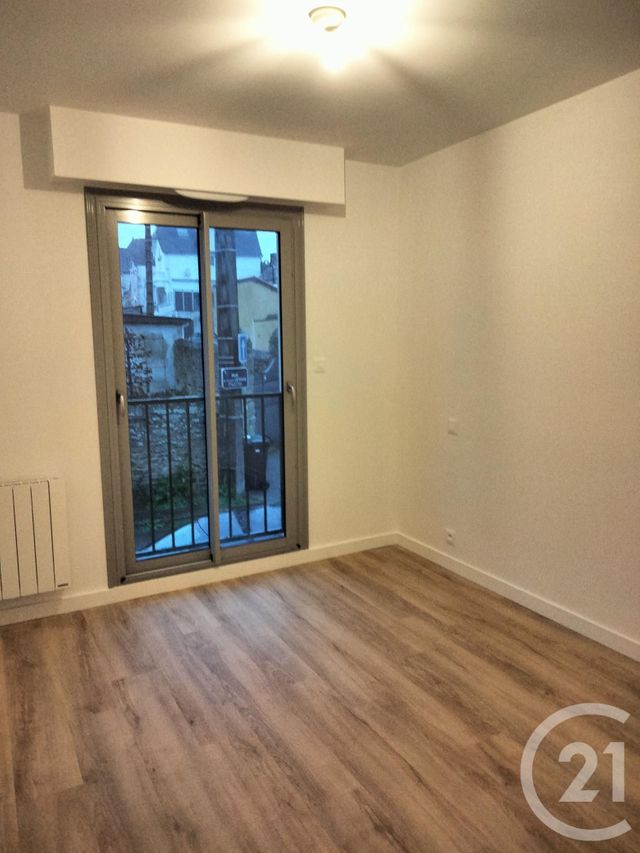 Appartement F2 à louer - 2 pièces - 41.52 m2 - VANNES - 56 - BRETAGNE - Century 21 Sarz'Eau Immobilier