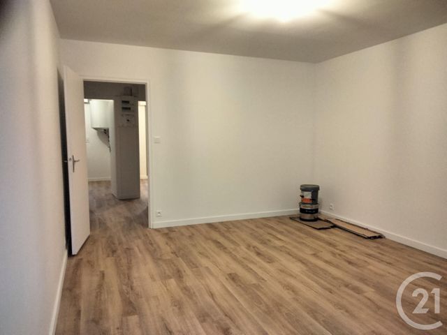 Appartement F2 à louer - 2 pièces - 41.52 m2 - VANNES - 56 - BRETAGNE - Century 21 Sarz'Eau Immobilier