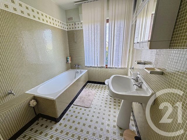 maison à vendre - 6 pièces - 119.32 m2 - LE TOUR DU PARC - 56 - BRETAGNE - Century 21 Sarz'Eau Immobilier