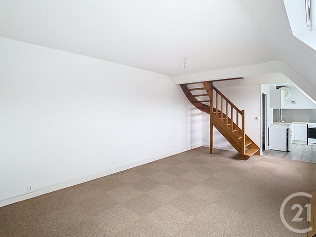 Appartement Duplex à louer - 3 pièces - 52.0 m2 - SARZEAU - 56 - BRETAGNE - Century 21 Sarz'Eau Immobilier