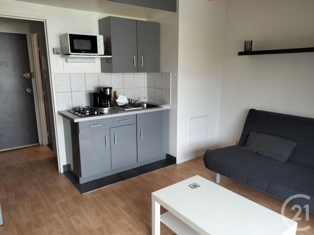 Appartement Studio à louer - 1 pièce - 20.79 m2 - VANNES - 56 - BRETAGNE - Century 21 Sarz'Eau Immobilier