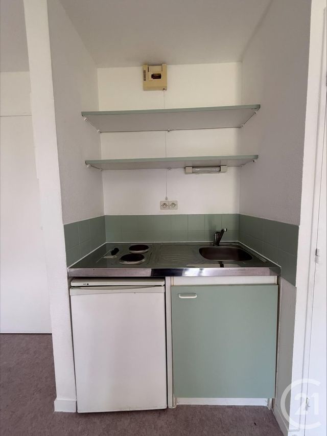 Appartement Studio à louer - 1 pièce - 21.25 m2 - VANNES - 56 - BRETAGNE - Century 21 Sarz'Eau Immobilier