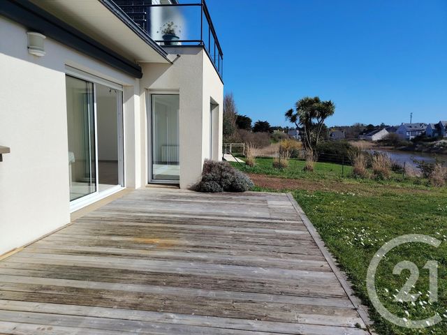 Appartement F4 à louer - 4 pièces - 90.0 m2 - ST GILDAS DE RHUYS - 56 - BRETAGNE - Century 21 Sarz'Eau Immobilier