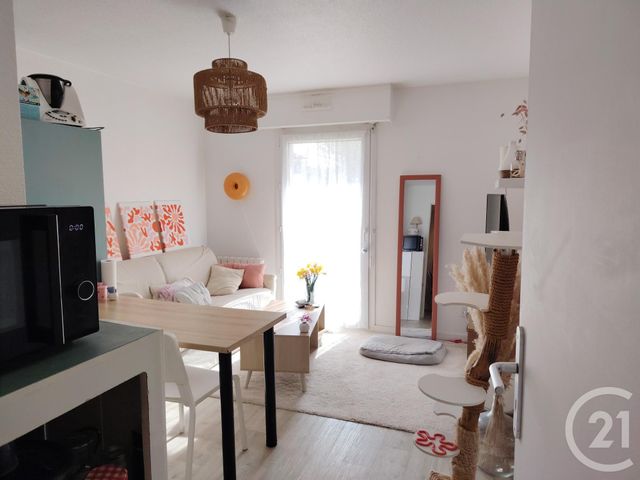 Appartement F2 à louer - 2 pièces - 34.02 m2 - VANNES - 56 - BRETAGNE - Century 21 Sarz'Eau Immobilier