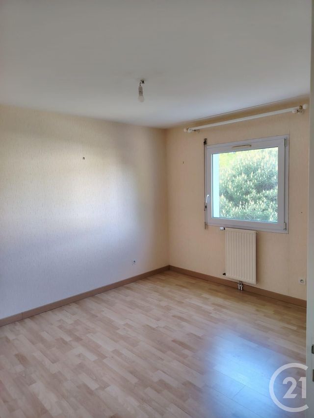 Appartement F3 à louer - 3 pièces - 81.37 m2 - VANNES - 56 - BRETAGNE - Century 21 Sarz'Eau Immobilier