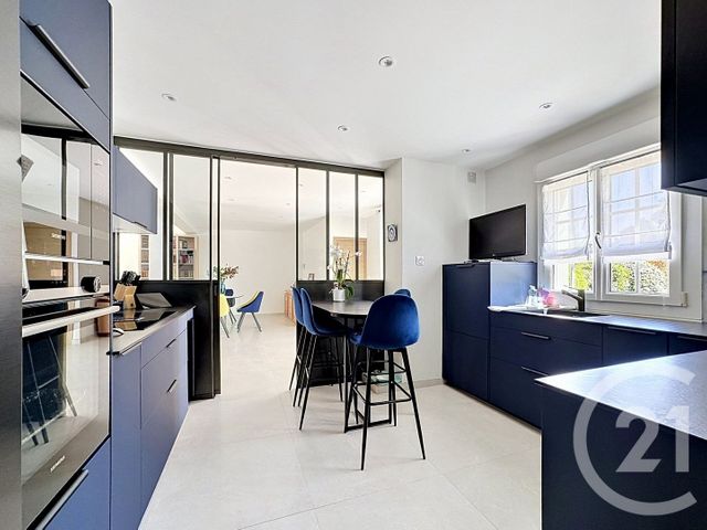 maison à vendre - 6 pièces - 175.3 m2 - ST ARMEL - 56 - BRETAGNE - Century 21 Sarz'Eau Immobilier