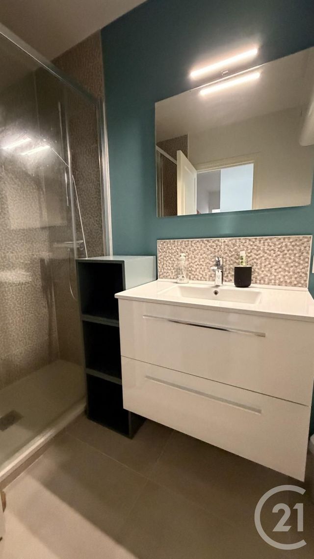 Appartement F3 à louer - 3 pièces - 59.17 m2 - VANNES - 56 - BRETAGNE - Century 21 Sarz'Eau Immobilier