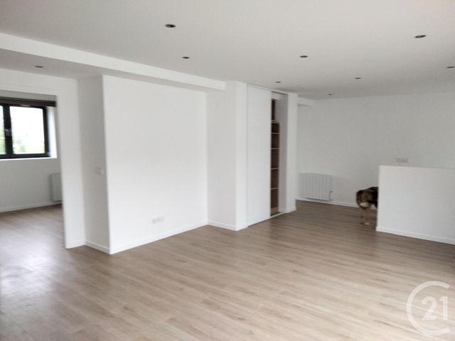 Appartement F3 à louer - 3 pièces - 60.0 m2 - ST GILDAS DE RHUYS - 56 - BRETAGNE - Century 21 Sarz'Eau Immobilier