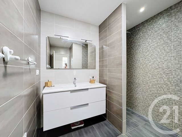 maison à vendre - 7 pièces - 181.0 m2 - ST ARMEL - 56 - BRETAGNE - Century 21 Sarz'Eau Immobilier