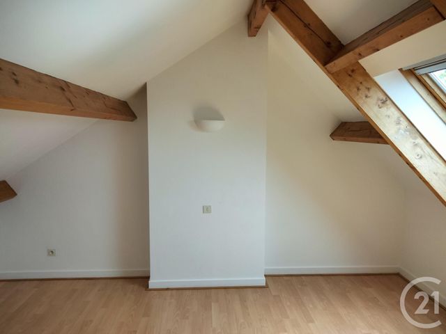 Appartement Duplex à louer - 2 pièces - 39.66 m2 - VANNES - 56 - BRETAGNE - Century 21 Sarz'Eau Immobilier