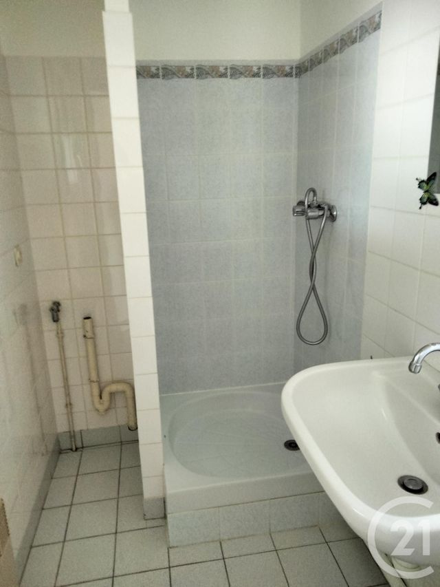 Appartement Duplex à louer - 2 pièces - 39.66 m2 - VANNES - 56 - BRETAGNE - Century 21 Sarz'Eau Immobilier