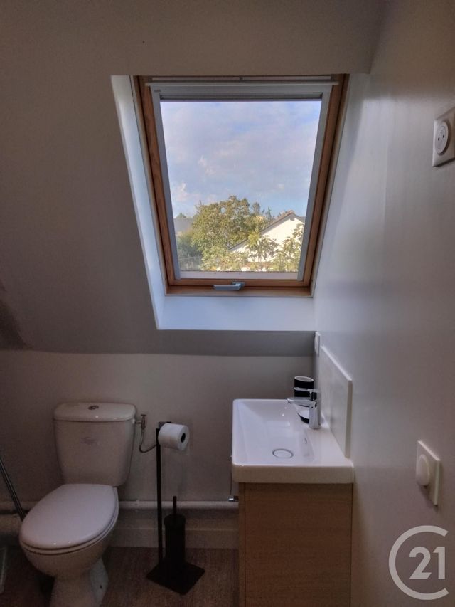 Appartement Duplex à louer - 2 pièces - 14.48 m2 - ST GILDAS DE RHUYS - 56 - BRETAGNE - Century 21 Sarz'Eau Immobilier