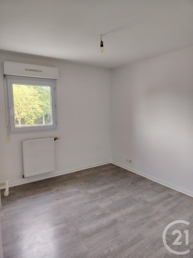 Appartement F3 à louer - 3 pièces - 54.65 m2 - VANNES - 56 - BRETAGNE - Century 21 Sarz'Eau Immobilier