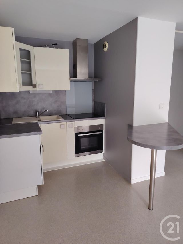 Appartement F3 à louer - 3 pièces - 54.65 m2 - VANNES - 56 - BRETAGNE - Century 21 Sarz'Eau Immobilier