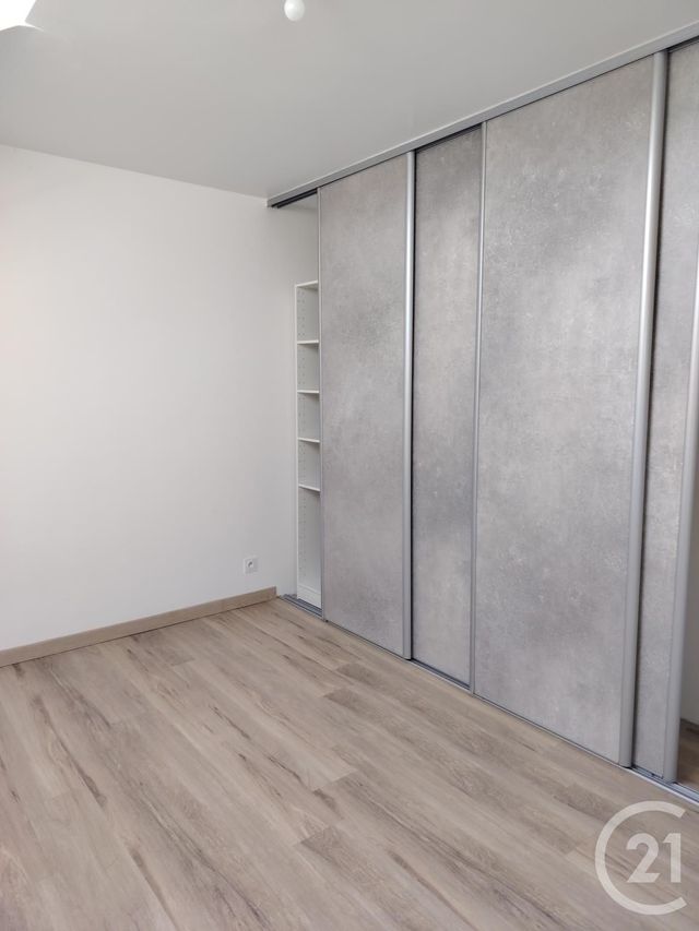 maison à louer - 6 pièces - 117.0 m2 - THEIX NOYALO - 56 - BRETAGNE - Century 21 Sarz'Eau Immobilier