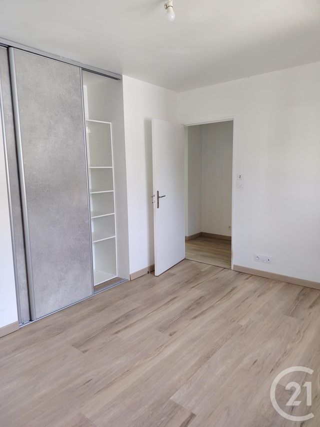 maison à louer - 6 pièces - 117.0 m2 - THEIX NOYALO - 56 - BRETAGNE - Century 21 Sarz'Eau Immobilier