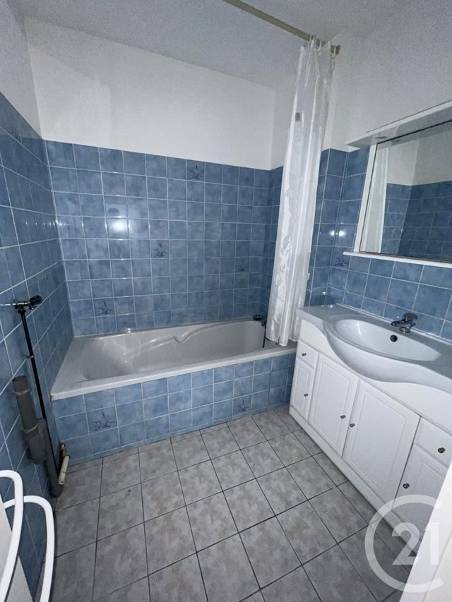 Appartement F2 à louer - 2 pièces - 49.46 m2 - SARZEAU - 56 - BRETAGNE - Century 21 Sarz'Eau Immobilier