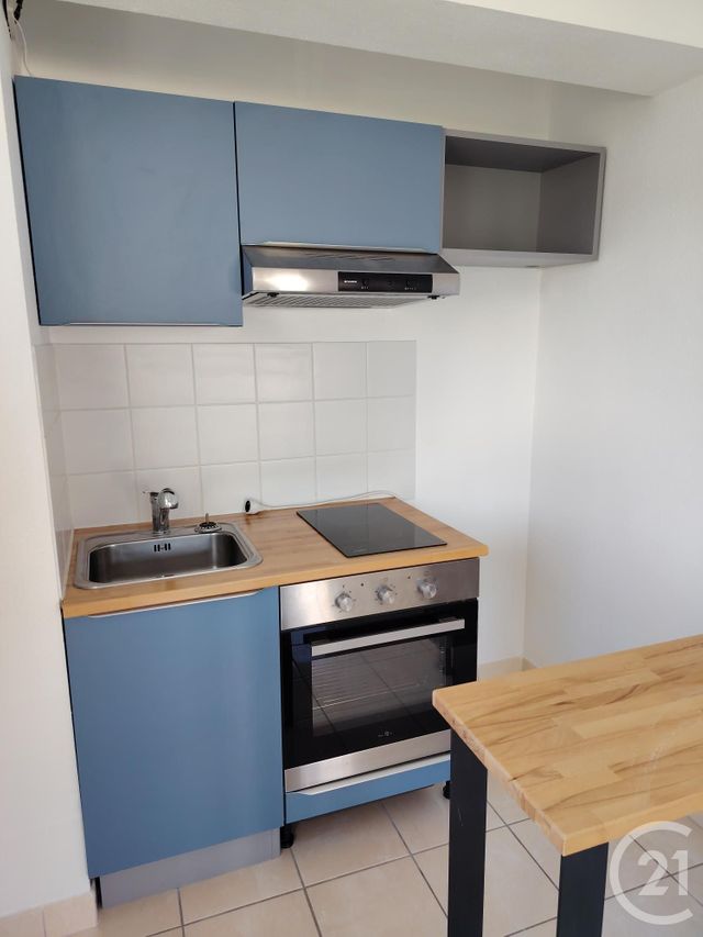 Appartement F2 à louer - 2 pièces - 36.51 m2 - VANNES - 56 - BRETAGNE - Century 21 Sarz'Eau Immobilier