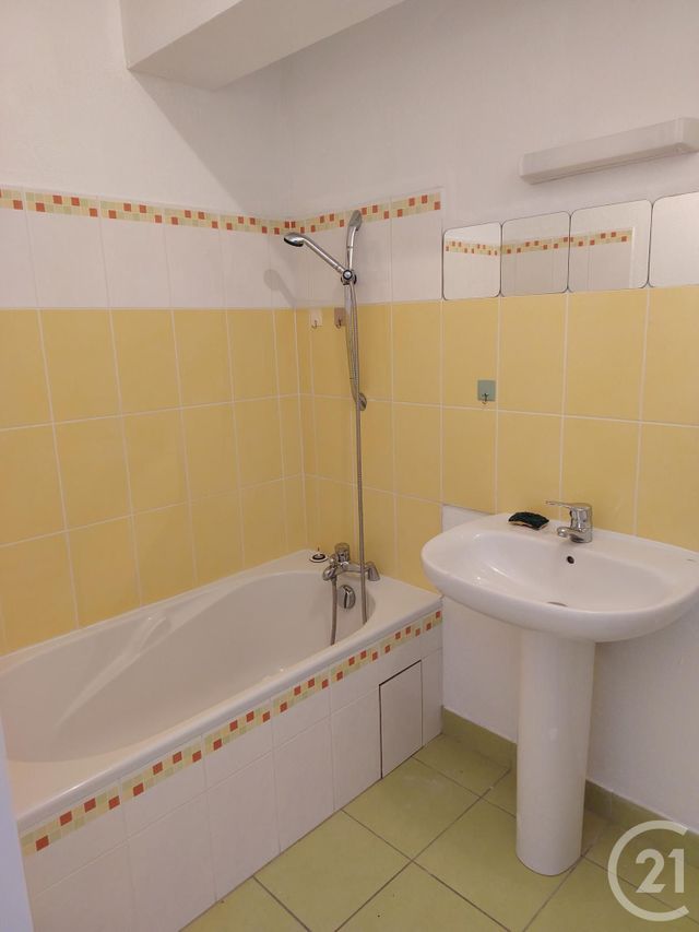 Appartement F2 à louer - 2 pièces - 36.51 m2 - VANNES - 56 - BRETAGNE - Century 21 Sarz'Eau Immobilier