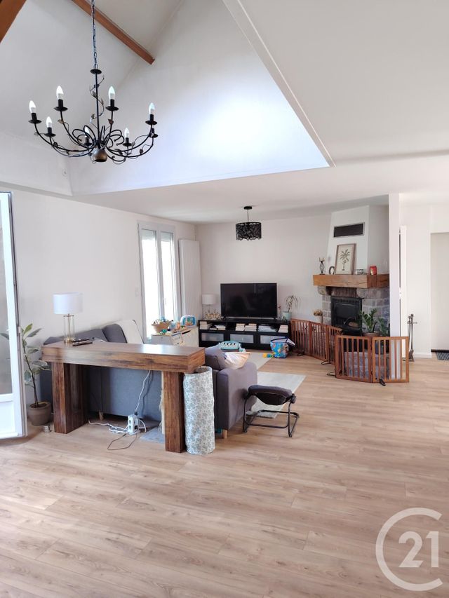 Maison à louer THEIX NOYALO