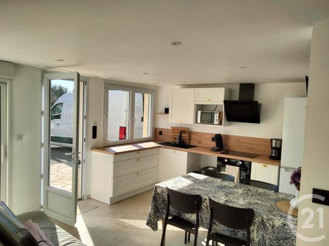 maison à louer - 3 pièces - 45.5 m2 - ST GILDAS DE RHUYS - 56 - BRETAGNE - Century 21 Sarz'Eau Immobilier
