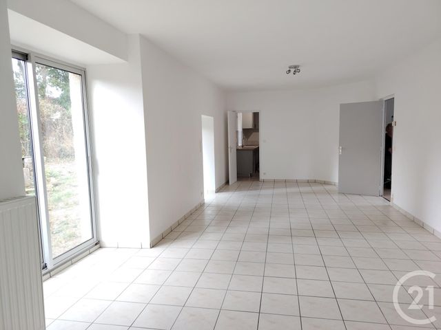 maison à louer - 6 pièces - 143.81 m2 - THEIX NOYALO - 56 - BRETAGNE - Century 21 Sarz'Eau Immobilier