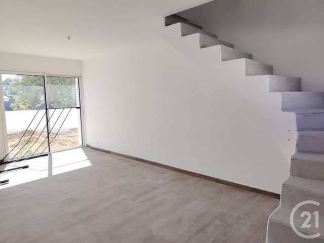 maison à louer - 4 pièces - 86.3 m2 - TREFFLEAN - 56 - BRETAGNE - Century 21 Sarz'Eau Immobilier