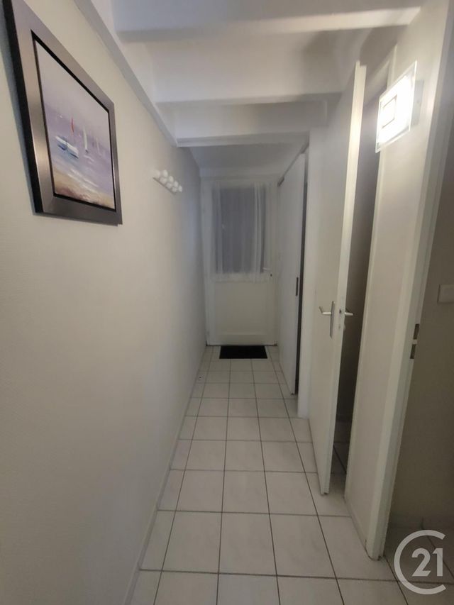 Appartement Duplex à louer - 2 pièces - 24.6 m2 - SARZEAU - 56 - BRETAGNE - Century 21 Sarz'Eau Immobilier