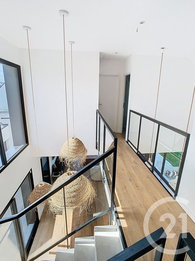 maison à vendre - 5 pièces - 138.87 m2 - LE TOUR DU PARC - 56 - BRETAGNE - Century 21 Sarz'Eau Immobilier
